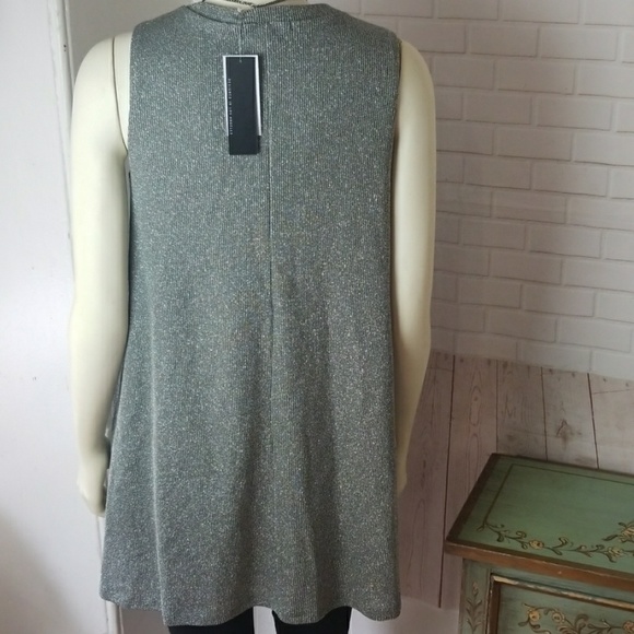 Metallic Shimmer Gray /Silver Tunic Top Size Medium - Picture 4 of 7
